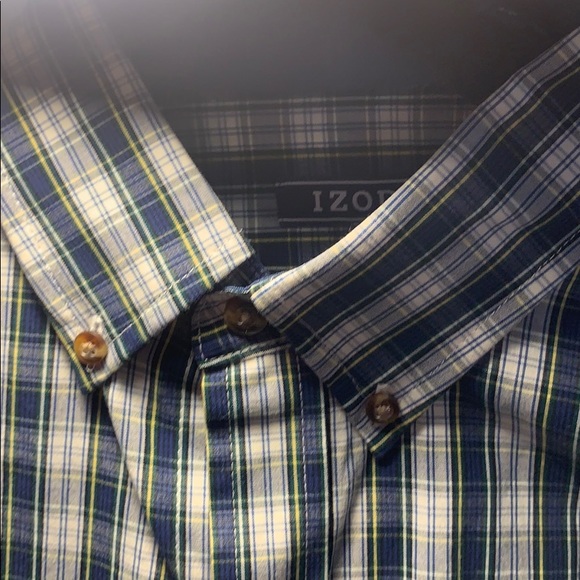 IZOD DRESS SHIRT - Picture 2 of 2